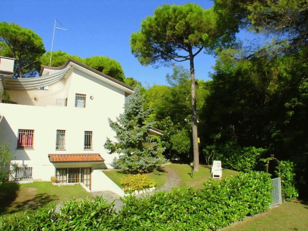 Lignano Riviera With Fireplace & Air Conditioning ลินญาโน ซับเบียโดโร ภายนอก รูปภาพ