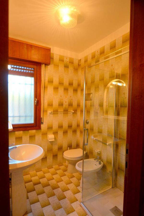 Lignano Riviera With Fireplace & Air Conditioning ลินญาโน ซับเบียโดโร ภายนอก รูปภาพ